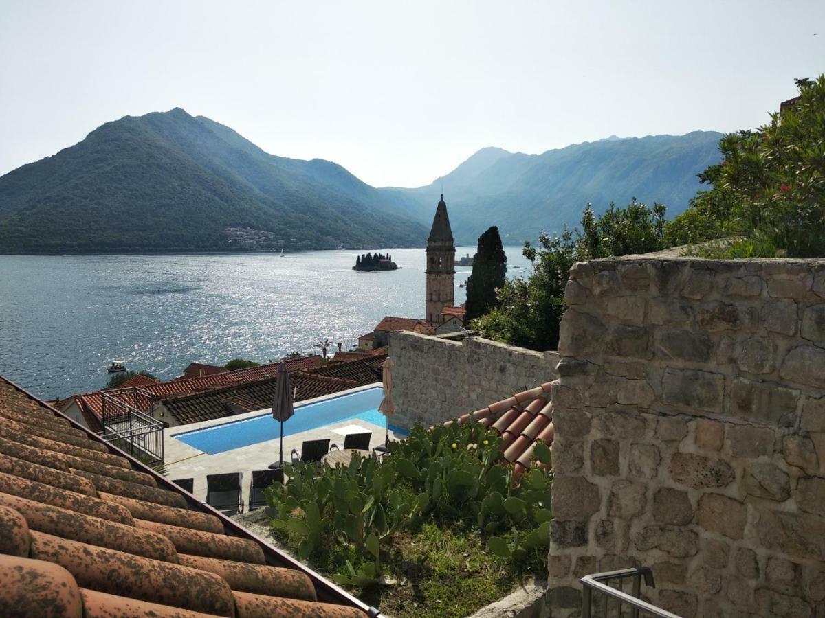 Old House Perast Leilighet Eksteriør bilde